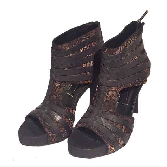 Donald J. Pliner Shoes - Almost New DONALD PLINER Leather Lace Bootie